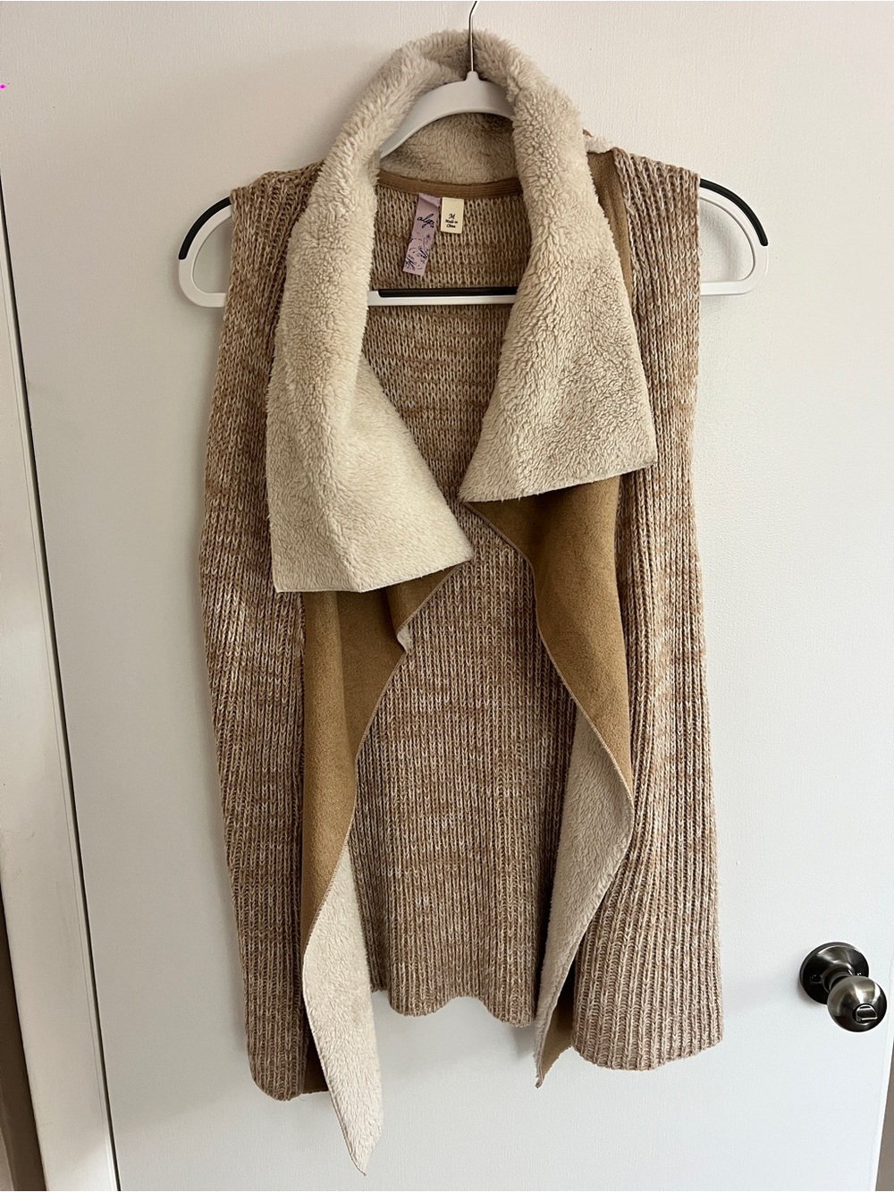 Alya Open-Front Knit Vest with Sherpa Collar - Tan/Cream - Picture 1 of 2